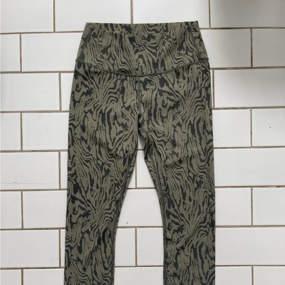 Varley Berkeley Leggings (S) - Picture 2 of 5